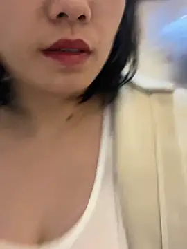 Bella0815 online show from December 26, 2024, 6:52 am