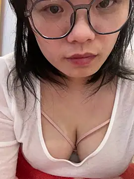 Bella0815 online show from December 27, 2024, 2:04 am