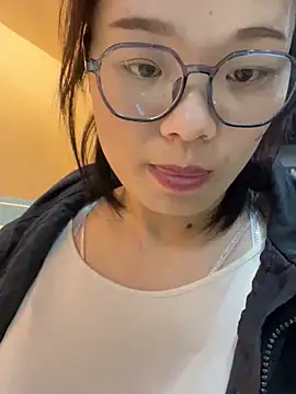 Bella0815 online show from December 29, 2024, 12:23 pm