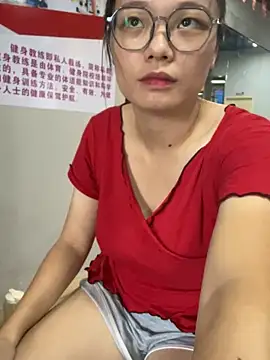 Bella0815 online show from September 14, 2025, 6:56 am