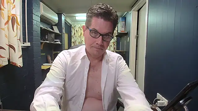 tilobinder online show from February 21, 2026, 2:51 pm