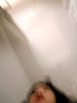 hello098712 online show from February 22, 2025, 10:29 am