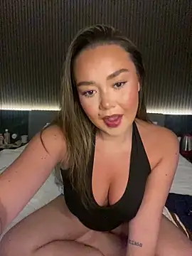 mayakitsune69 online show from March 8, 2026, 10:30 am