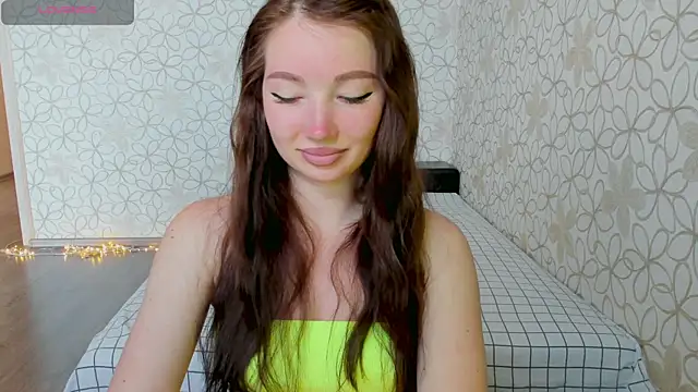 Snapshot of Lissa_Cristal chatting on June 12, 2026, 8:57 am Lissa Cristal online show from June 12, 2026, 8:57 am