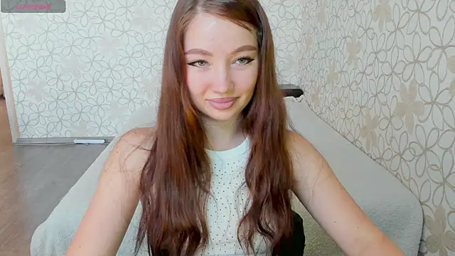 Snapshot of Lissa_Cristal chatting on July 20, 2026, 8:28 am Lissa Cristal online show from July 20, 2026, 8:28 am