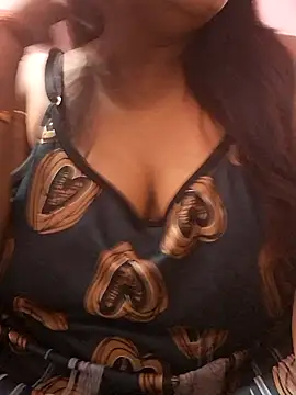 Hot-Anuska online show from December 4, 2025, 6:16 pm