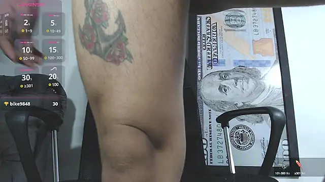 Snapshot of angelbianchii chatting on January 3, 2025, 9:57 pm angelbianchii online show from January 3, 2025, 9:57 pm