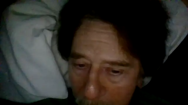 Snapshot of frankie7inch chatting on May 16, 2026, 6:54 am frankie7inch online show from May 16, 2026, 6:54 am