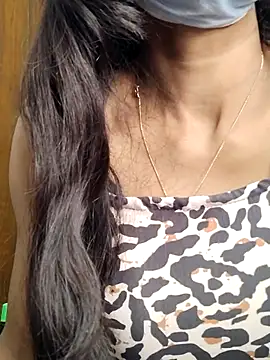 Snapshot of Oleevia chatting on January 17, 2026, 9:36 am Oleevia online show from January 17, 2026, 9:36 am