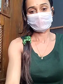 Snapshot of Oleevia chatting on February 12, 2026, 9:15 am Oleevia online show from February 12, 2026, 9:15 am