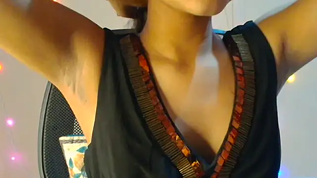 Snapshot of Chandani-Love chatting on June 1, 2026, 3:25 pm Chandani-Love online show from June 1, 2026, 3:25 pm