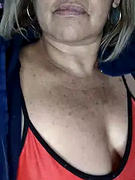 Snapshot of Kasandra_Ho chatting on January 6, 2025, 1:52 pm Kasandra Ho online show from January 6, 2025, 1:52 pm