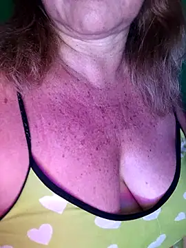 Kasandra Ho online show from November 23, 2025, 7:41 am