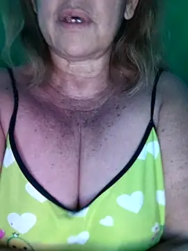 Kasandra Ho online show from February 12, 2026, 7:58 am