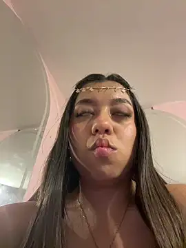 Lea velle online show from October 30, 2025, 4:03 am