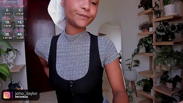 Snapshot of Johaphyton chatting on December 31, 2024, 8:12 pm Johaphyton online show from December 31, 2024, 8:12 pm