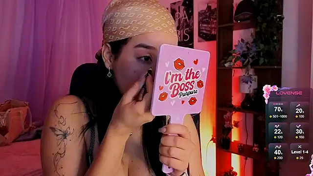 emilyrouxe online show from October 15, 2025, 3:45 pm