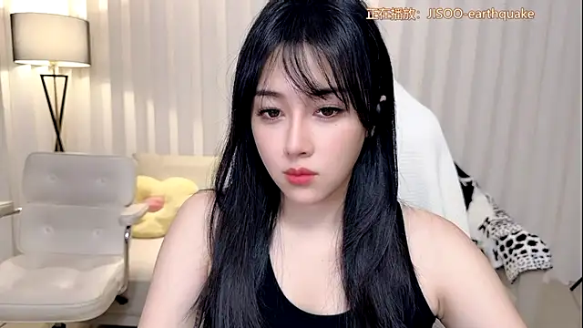 Snapshot of K-moumou chatting on September 16, 2025, 3:46 pm K-moumou online show from September 16, 2025, 3:46 pm