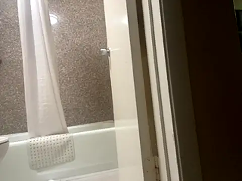 Backshort11 online show from November 22, 2025, 7:07 am