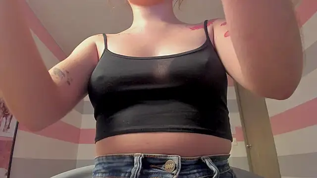 Snapshot of Carol_Pinter chatting on December 29, 2024, 1:06 pm Carol Pinter online show from December 29, 2024, 1:06 pm