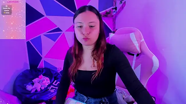 Carol Pinter online show from April 6, 2026, 5:47 pm