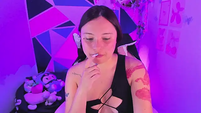Snapshot of Carol_Pinter chatting on July 9, 2026, 7:40 pm Carol Pinter online show from July 9, 2026, 7:40 pm