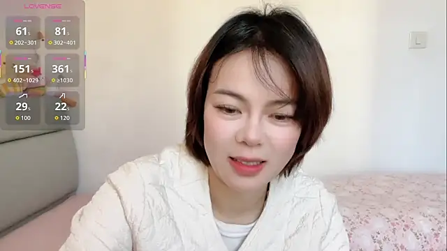 Linda-LL online show from February 14, 2026, 1:57 am