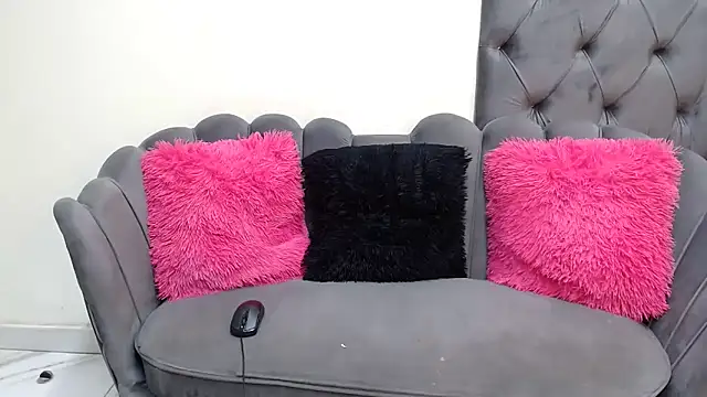 SHANTYBABE online show from December 4, 2024, 9:02 pm