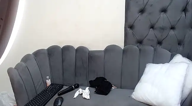 SHANTYBABE online show from December 11, 2024, 6:09 pm