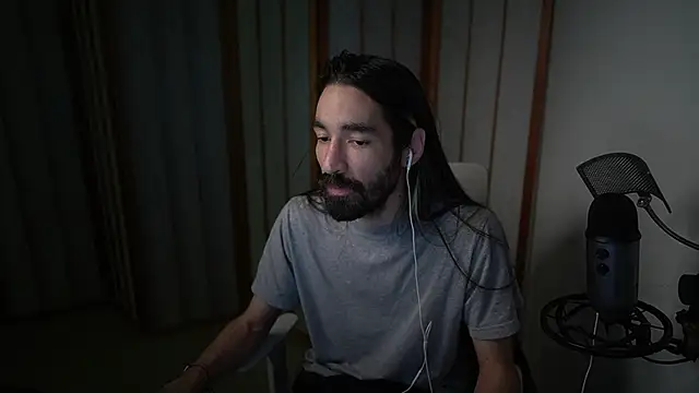 Snapshot of Your_Ice_cream chatting on January 16, 2026, 11:53 pm Your Ice cream online show from January 16, 2026, 11:53 pm