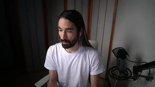 Snapshot of Your_Ice_cream chatting on February 17, 2026, 1:13 am Your Ice cream online show from February 17, 2026, 1:13 am