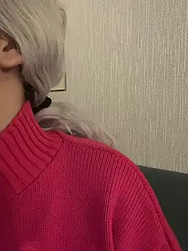 KikiWatson online show from January 16, 2025, 11:15 am