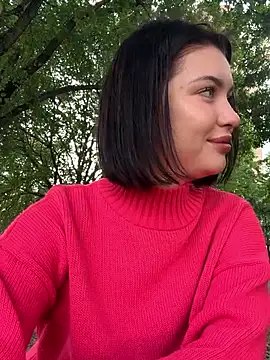 KikiWatson online show from September 11, 2025, 6:24 am