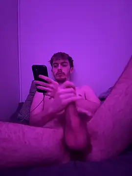 plumboyee online show from December 15, 2024, 10:47 pm