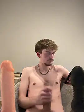 plumboyee online show from December 20, 2024, 5:40 pm