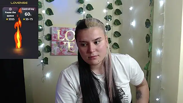 Snapshot of Nika_1_ chatting on February 7, 2026, 2:37 am Nika 1 online show from February 7, 2026, 2:37 am