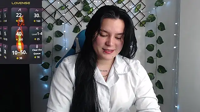 Snapshot of Nika_1_ chatting on April 4, 2026, 10:40 pm Nika 1 online show from April 4, 2026, 10:40 pm