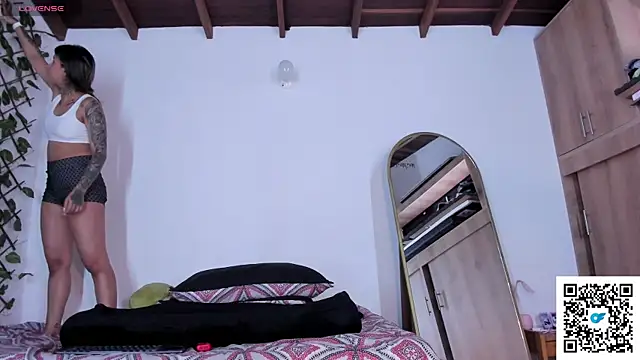 medussa13  online show from January 16, 2026, 2:10 pm