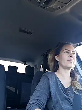 Snapshot of uber_babe chatting on January 8, 2025, 11:43 am uber babe online show from January 8, 2025, 11:43 am