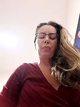 Snapshot of uber_babe chatting on March 12, 2026, 11:44 pm uber babe online show from March 12, 2026, 11:44 pm