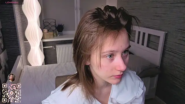 Snapshot of EthalBuffkin chatting on February 15, 2026, 7:10 pm EthalBuffkin online show from February 15, 2026, 7:10 pm