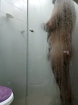 loganwolverine02 online show from December 2, 2024, 11:56 am