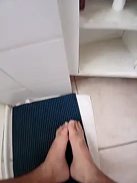 loganwolverine02 online show from January 5, 2025, 11:37 am