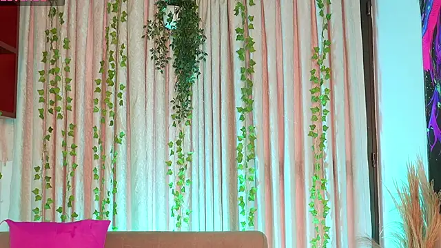 HannaRhodes online show from February 20, 2026, 3:23 pm