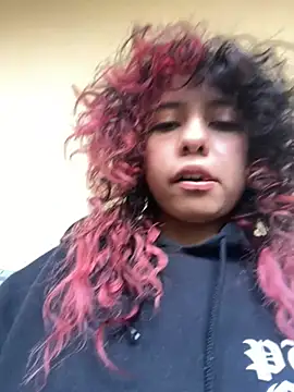 Sweet Chaos online show from April 17, 2026, 7:17 pm