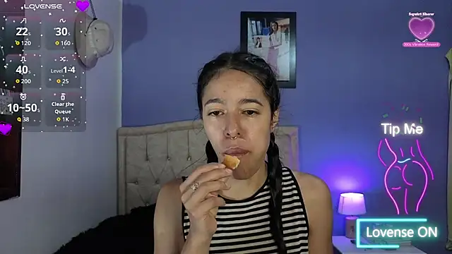 Snapshot of stephania_t chatting on July 1, 2026, 2:07 pm stephania t online show from July 1, 2026, 2:07 pm