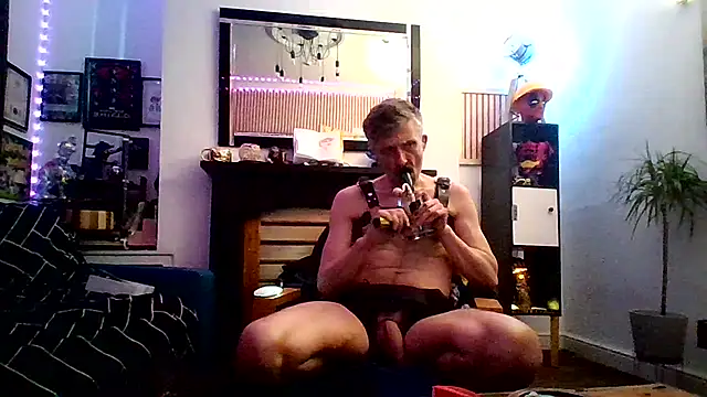 unclestefansdick online show from March 14, 2025, 1:35 pm