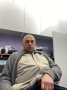 Snapshot of pantomax chatting on December 6, 2024, 11:54 am pantomax online show from December 6, 2024, 11:54 am