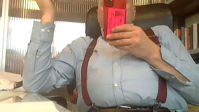 Snapshot of pantomax chatting on December 18, 2024, 12:18 pm pantomax online show from December 18, 2024, 12:18 pm