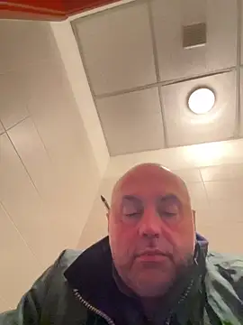 Snapshot of pantomax chatting on October 2, 2025, 7:04 am pantomax online show from October 2, 2025, 7:04 am